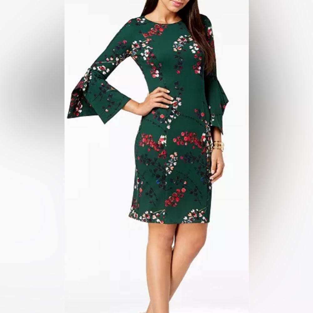 Taylor Floral Green Bell Sleeve Dress size 4
